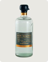 Los Magos Sotol product view