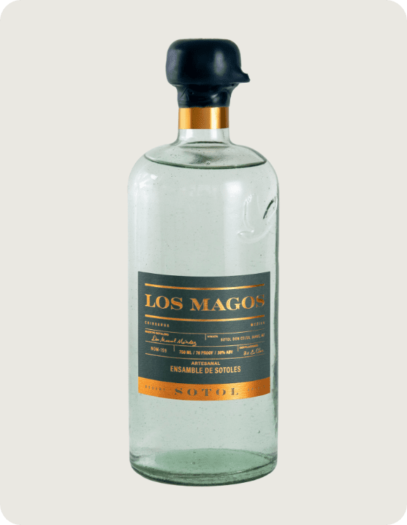 Los Magos Sotol product view